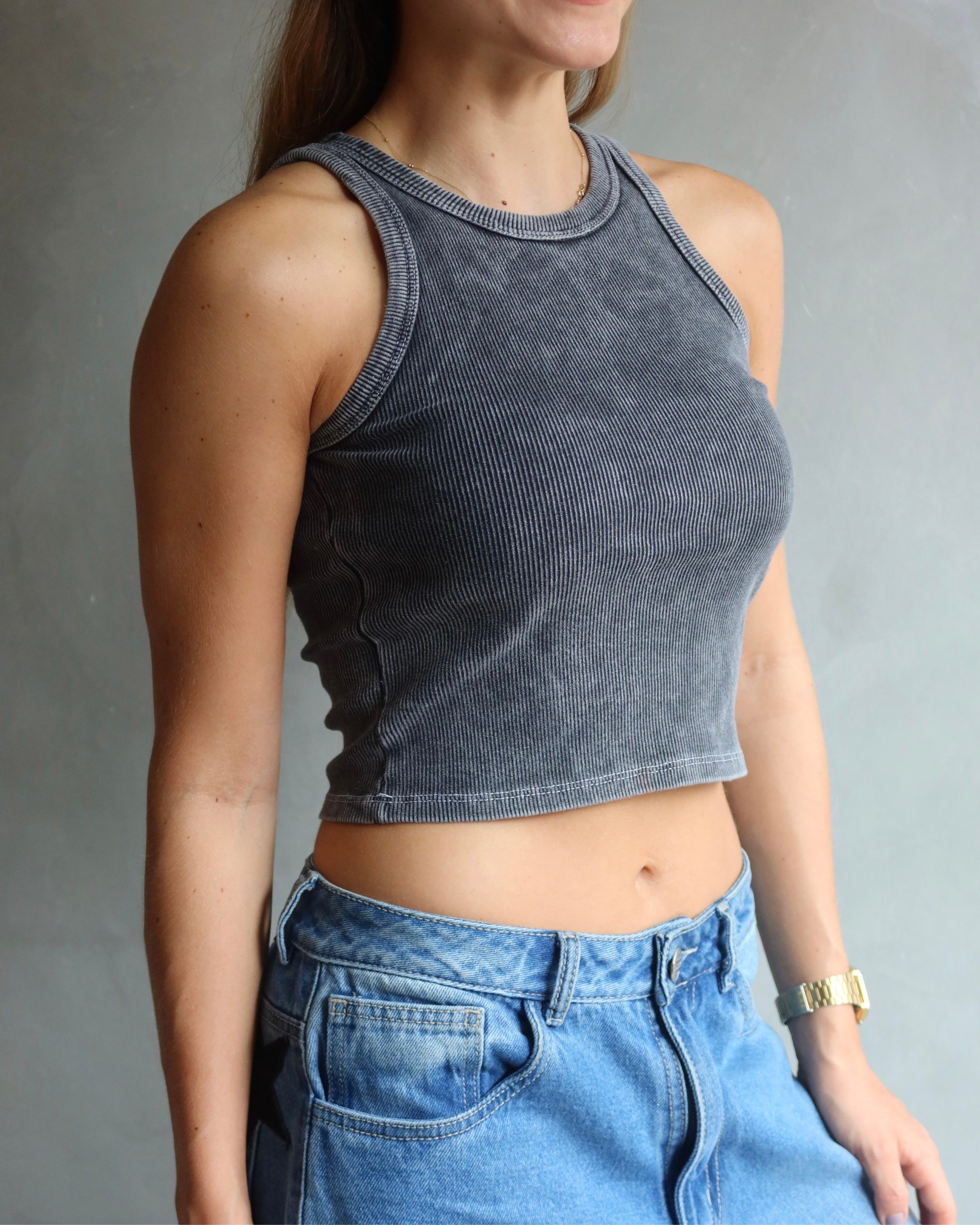 TANK TOP WASHED GRIS OSCURO
