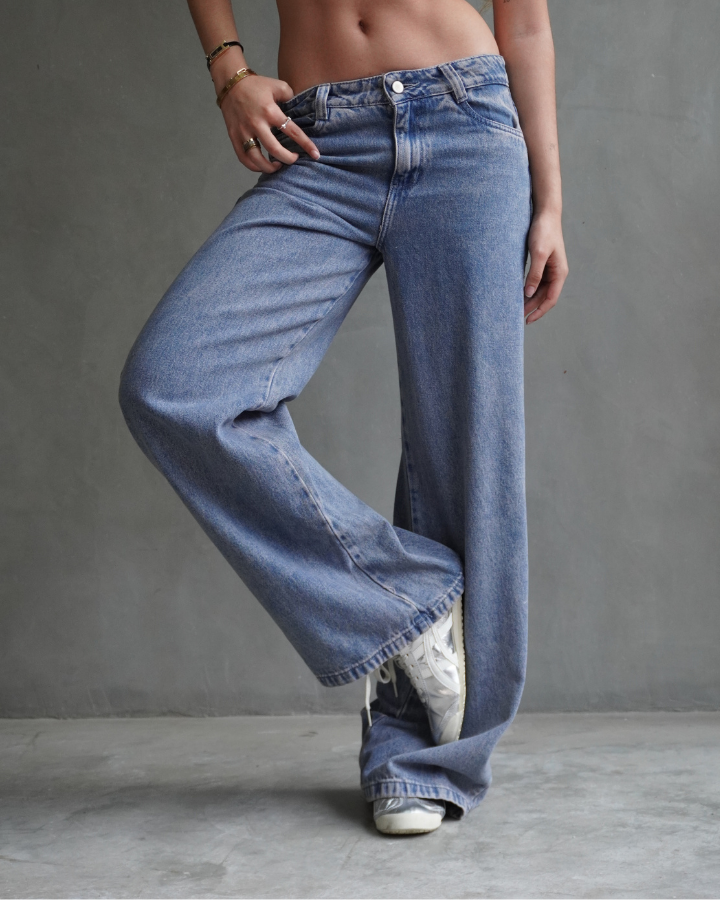 JEAN ANCHO STRAIGHT COTTON CANDY WASH AZUL