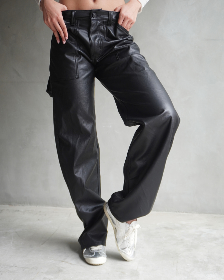PANTALÓN DE CUERINA NEGRO MIAMI VICE