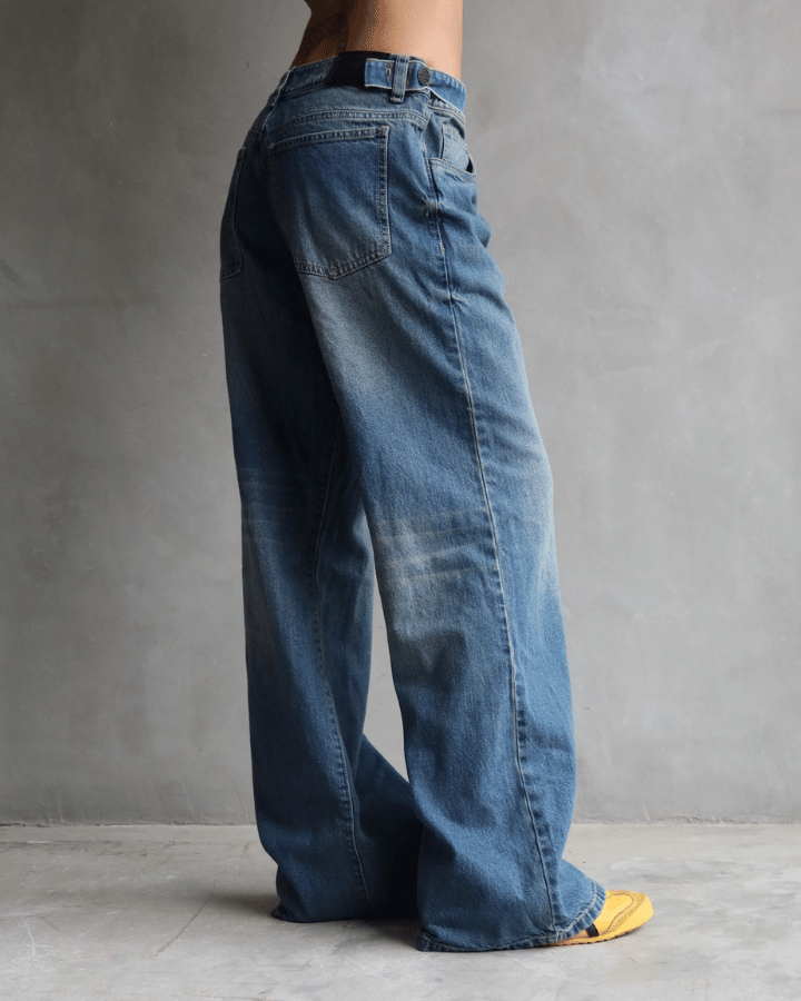 JEAN LOW WIDE FIT TIRO BAJO CINTURA AJUSTABLE AZUL