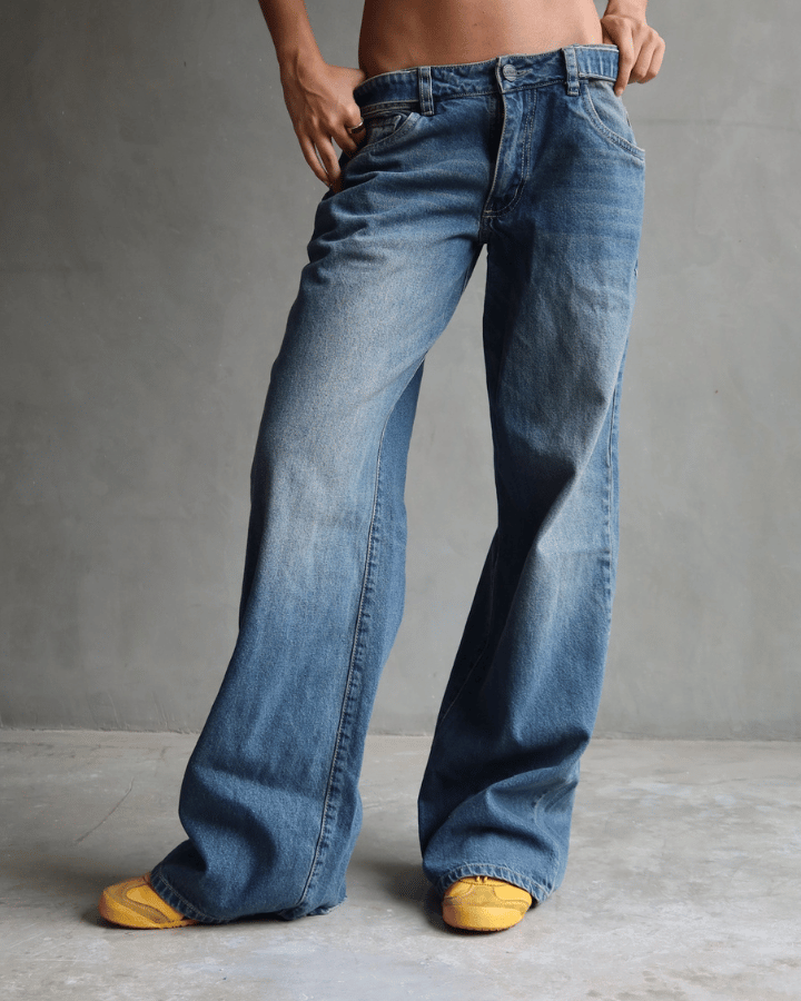JEAN LOW WIDE FIT TIRO BAJO CINTURA AJUSTABLE AZUL