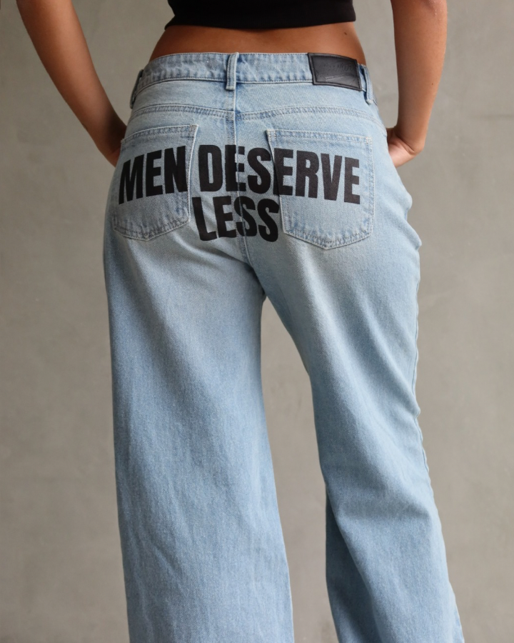 JEAN DESERVE LESS STRAIGHT AZUL CLARO