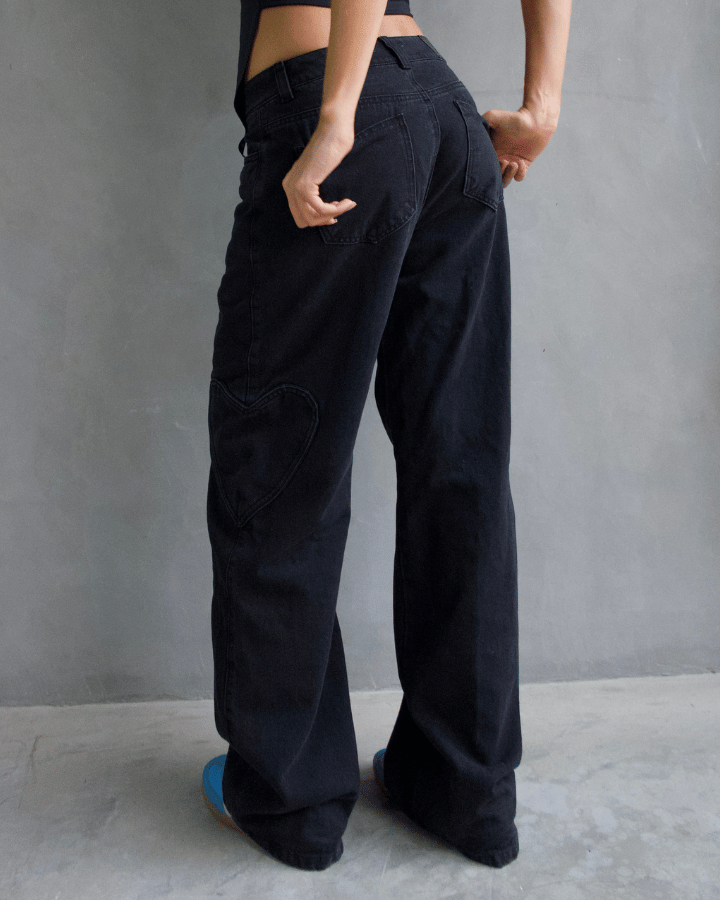 JEAN STRAIGHT HEARTS POCKET NEGRO