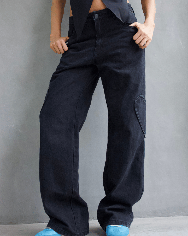 JEAN STRAIGHT HEARTS POCKET NEGRO