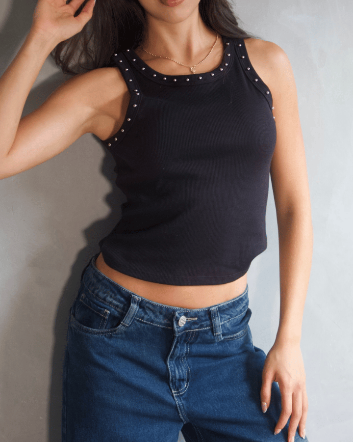 TANK TOP STUDDED TACHES NEGRO