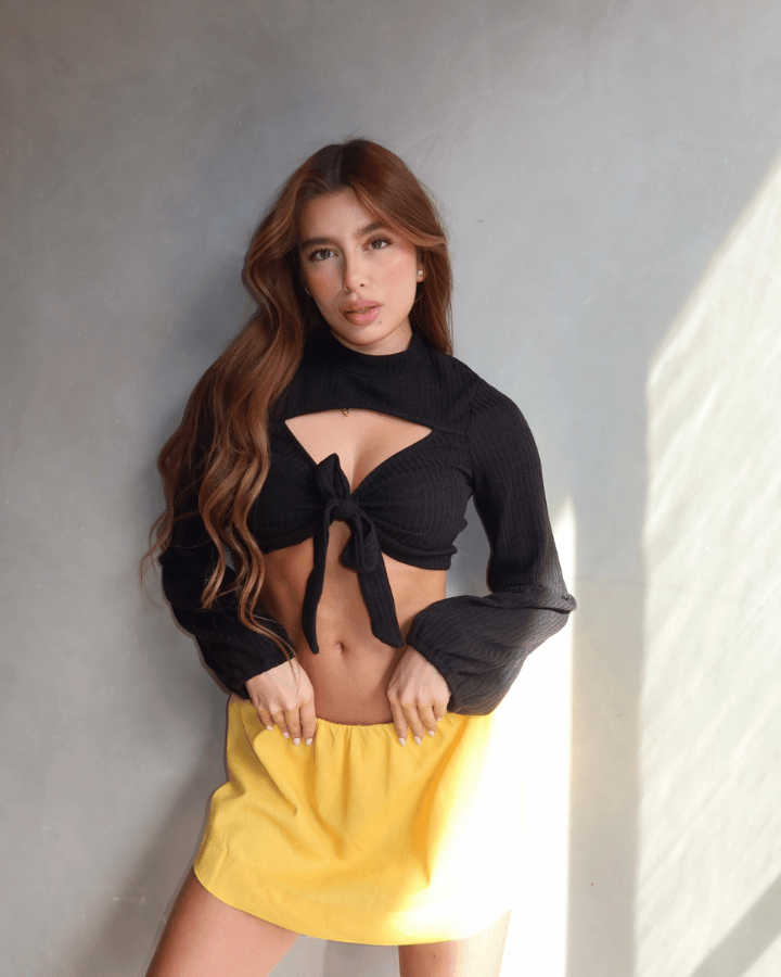 TOP RIBBED SNATCH NEGRO CON MANGAS