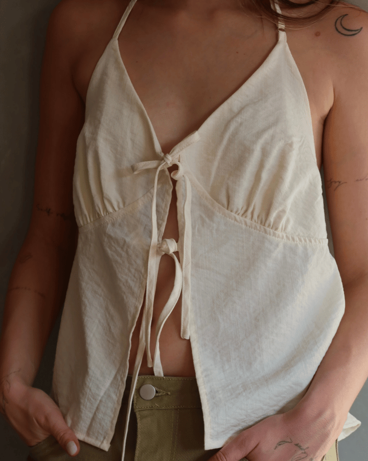 TOP BOWTIE CON AMARRE FRONTAL OPENBACK BUTTER