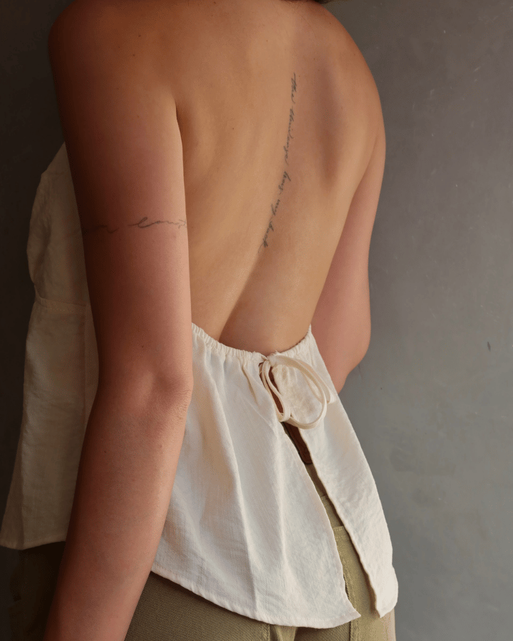 TOP BOWTIE CON AMARRE FRONTAL OPENBACK BUTTER