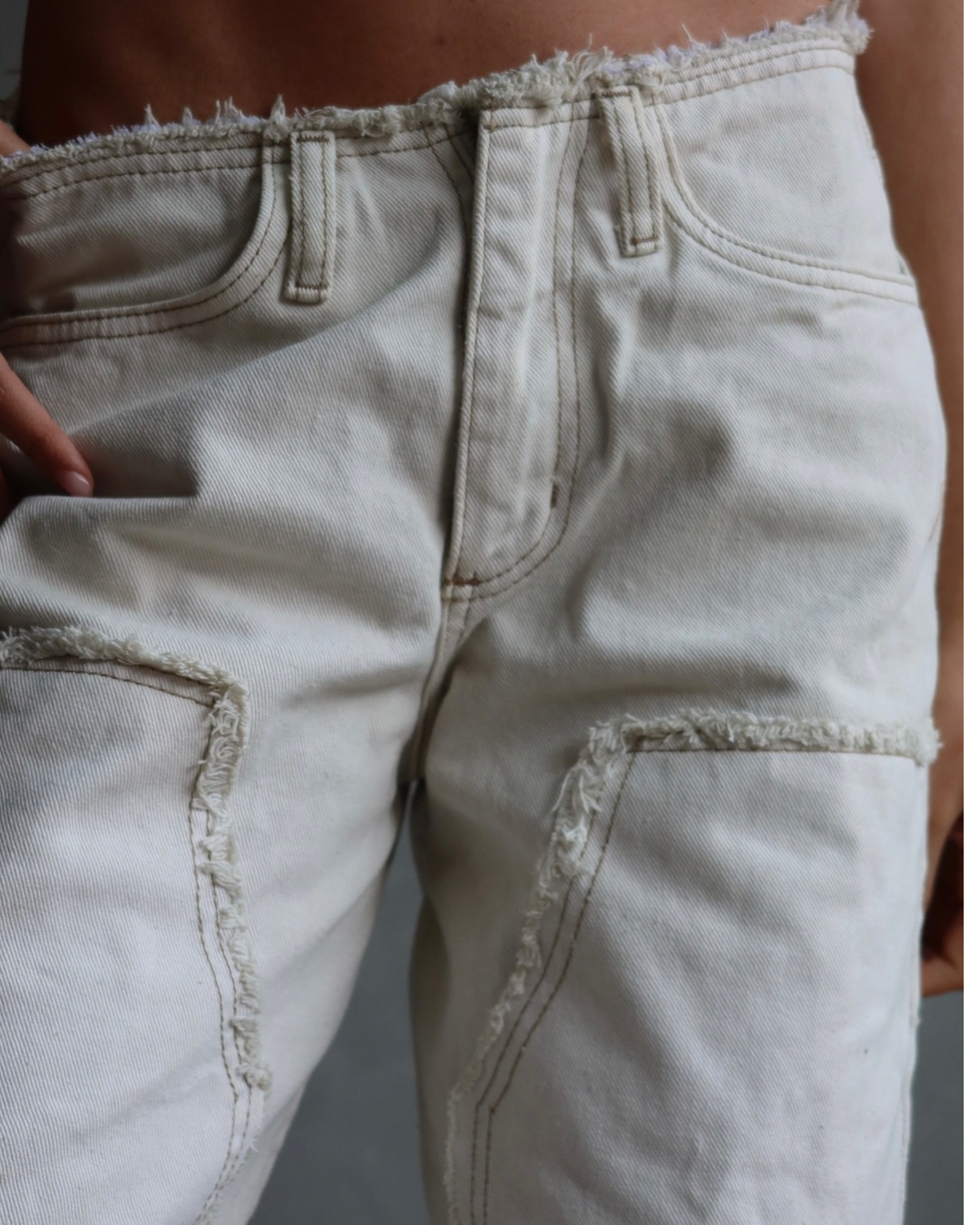 JEAN ANCHO DESTROYED WASH LIGHT BEIGE CREMA