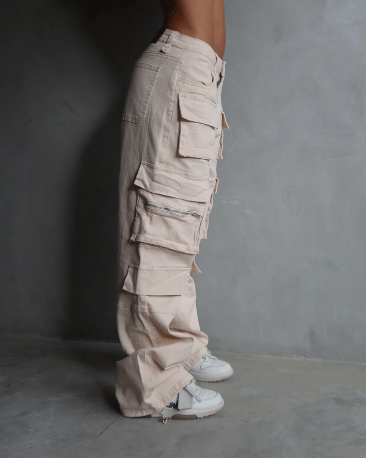 PANTALÓN MULTIPOCKET IVORY