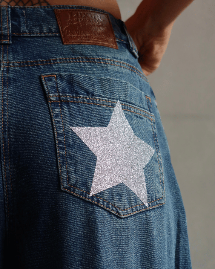 JEAN STRAIGHT AZUL MEDIO CON ESTRELLAS PLATEADAS