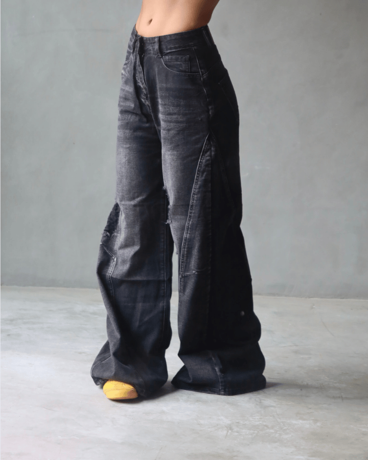 JEAN WIDE LEG TIRO ALTO ROCKSTAR NEGRO CON ROTOS