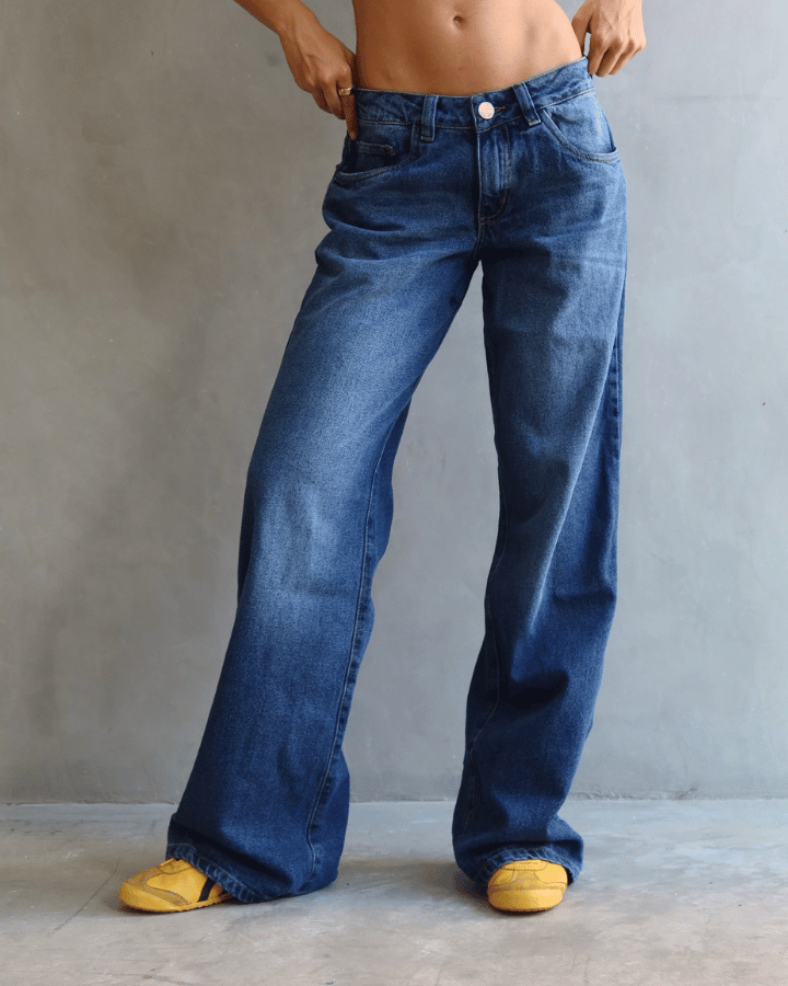 JEAN LOW WIDE FIT TIRO BAJO ANCHO AZUL OSCURO