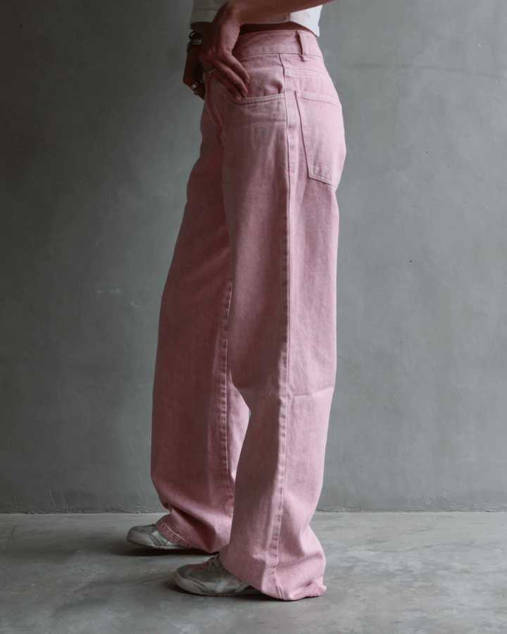 JEAN LOW WIDE FIT TIRO BAJO ANCHO FULLY BLUSH ROSADO