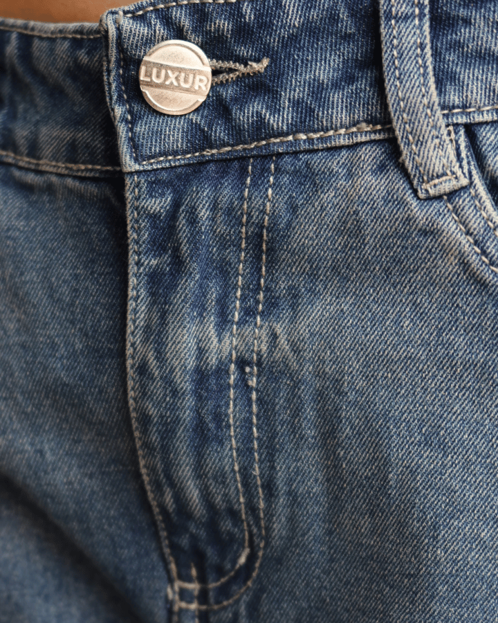 JEAN SCULPTED FIT AZUL OSCURO