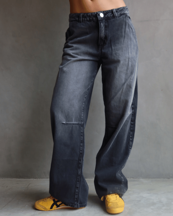 JEAN SCULPTED FIT GRIS OSCURO