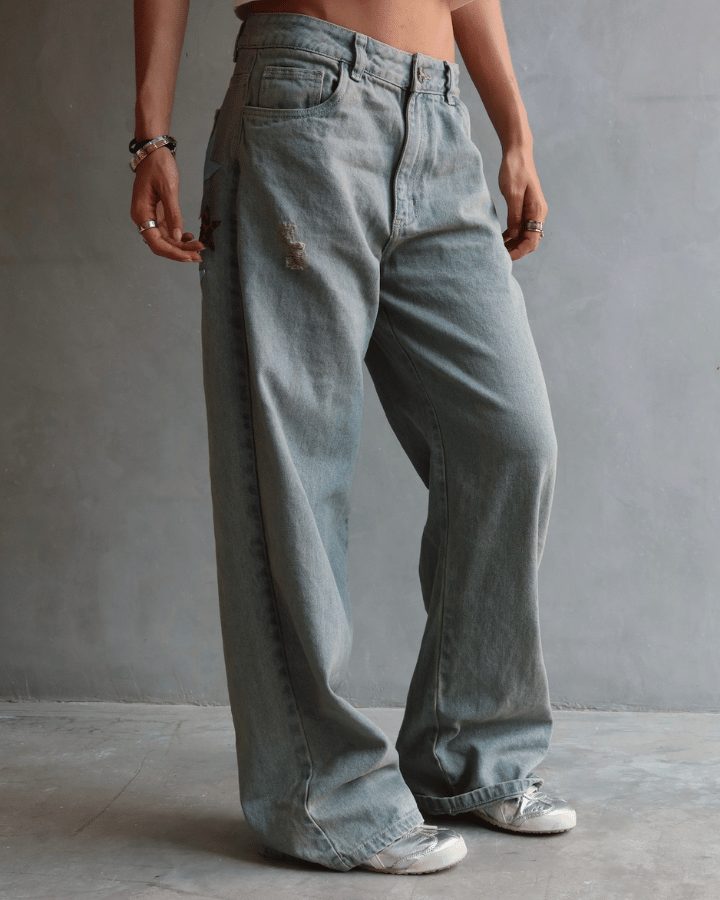 JEAN ICON ESTRELLAS LEOPARDO RELAXED FIT GRIS WASHED
