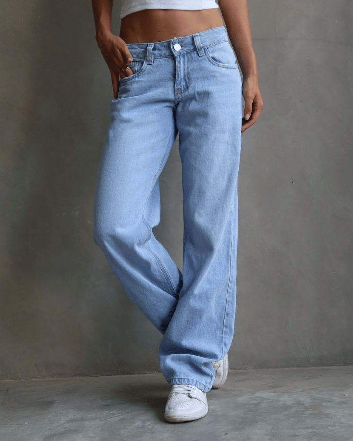 JEAN EXTRA LOW STRAIGHT FIT ICE AZUL CLARO