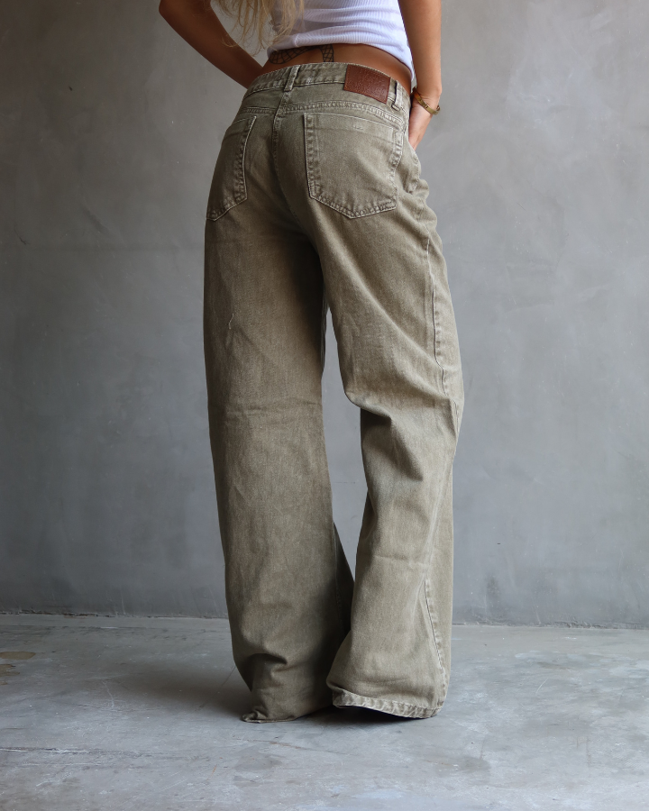 JEAN WIDE LEG FIT WASHED VERDE