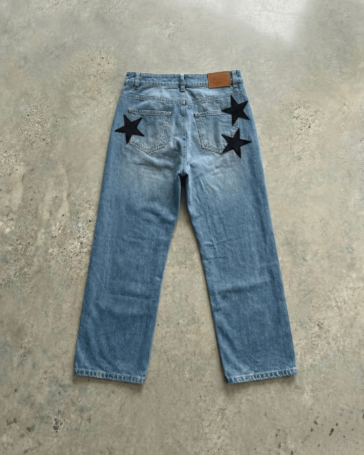 JEAN STRAIGHT BLACK STARS AZUL CLARO