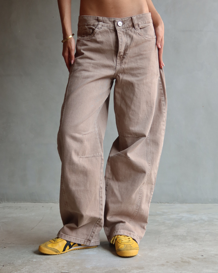 JEAN SCULPTED FIT BEIGE