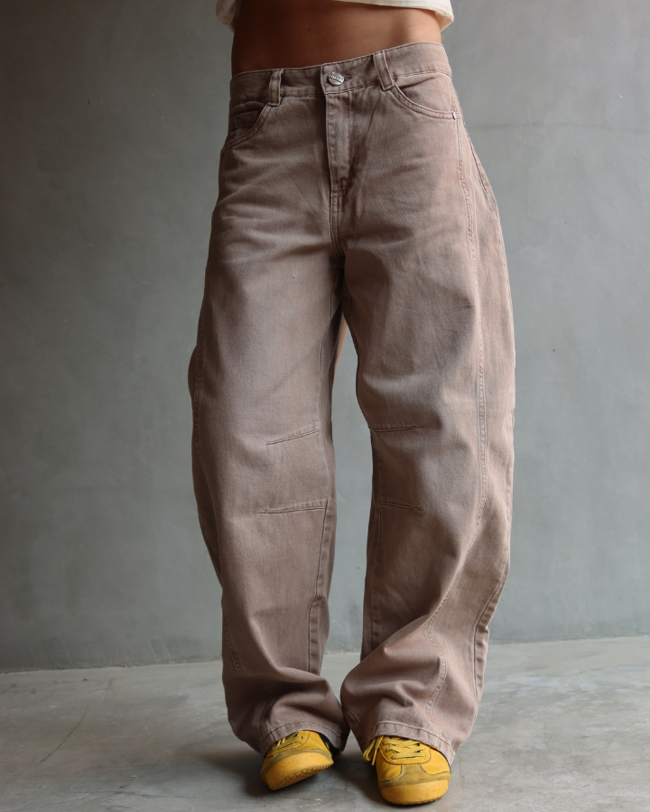 JEAN SCULPTED FIT BEIGE