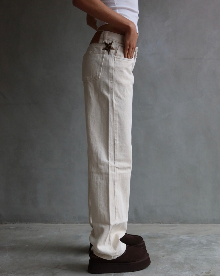JEAN EXTRA LOW STRAIGHT FIT CHEETAH STARS BEIGE