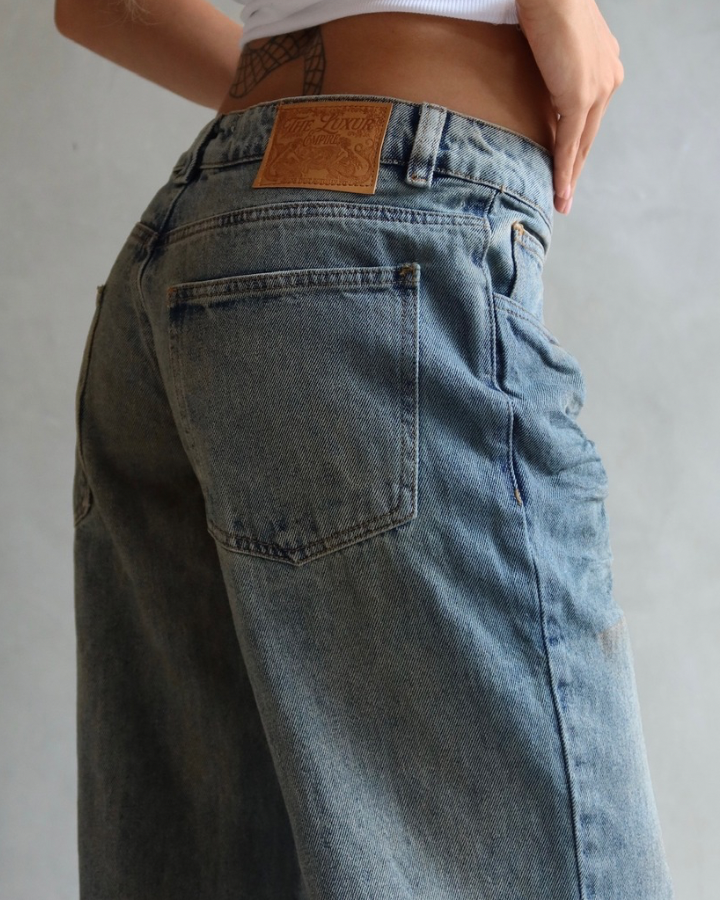 JEAN LOW WIDE FIT TIRO BAJO ANCHO VAINILLA WASHED