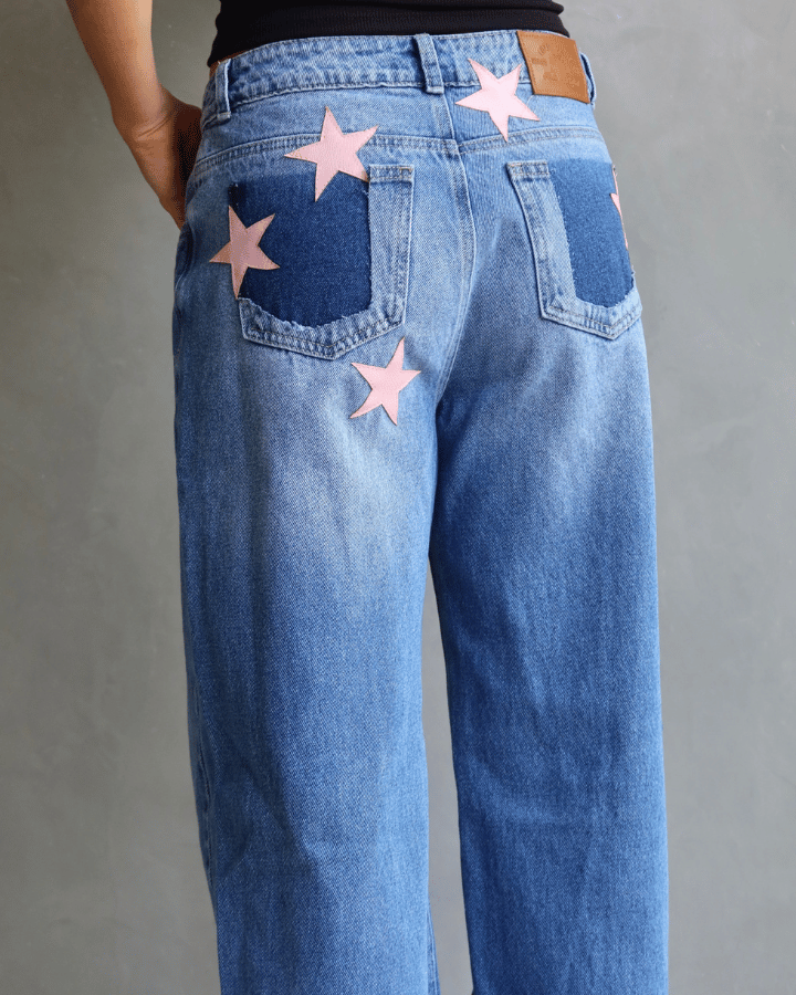 JEAN RECTO PINK STARS RELAXED FIT RETRO AZUL