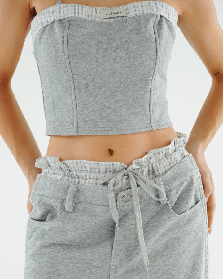 TOP BONHEUR CON ESCOTE GRIS