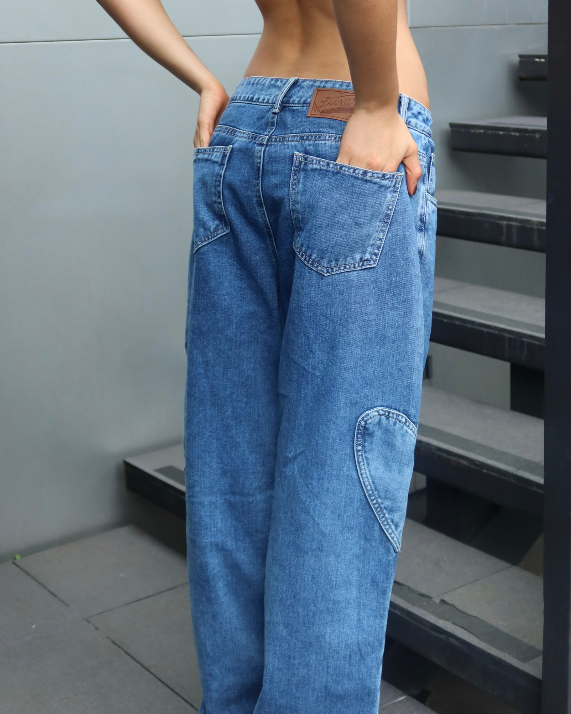 JEAN STRAIGHT HEARTS POCKET AZUL