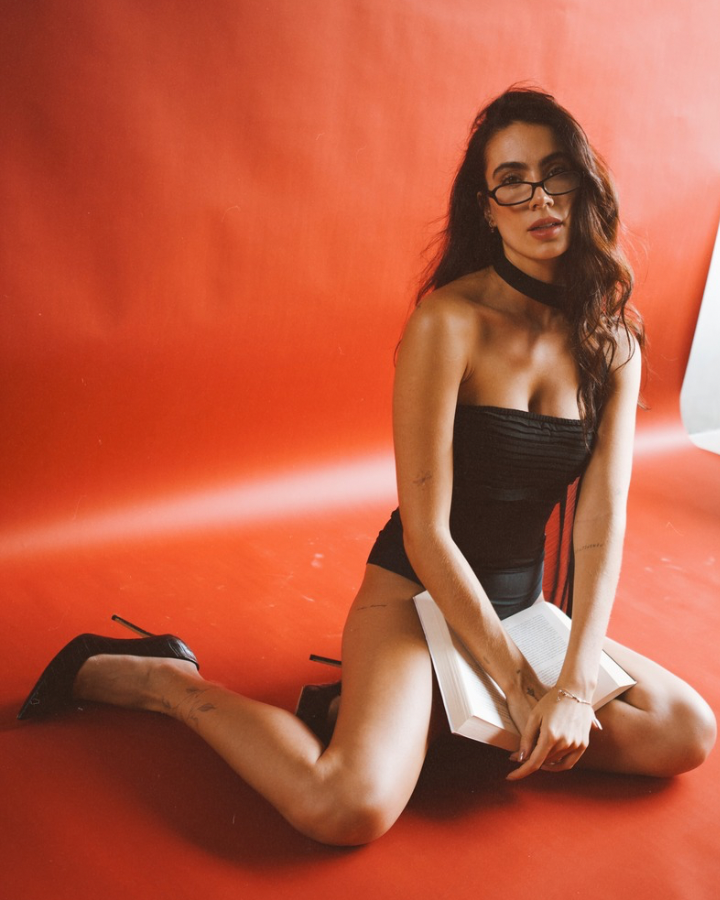 CROPTOP TESSA CON BUFANDA NEGRO