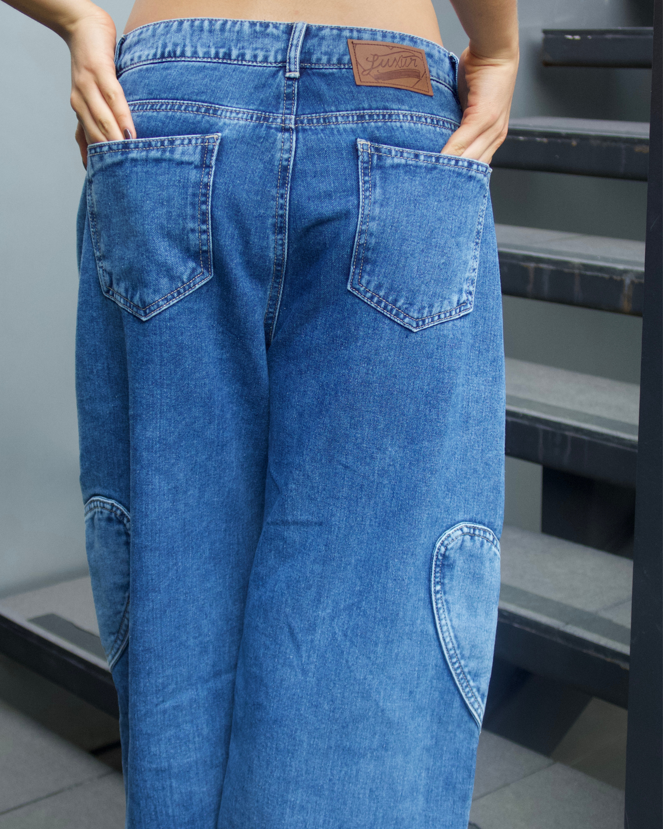 JEAN STRAIGHT HEARTS POCKET AZUL