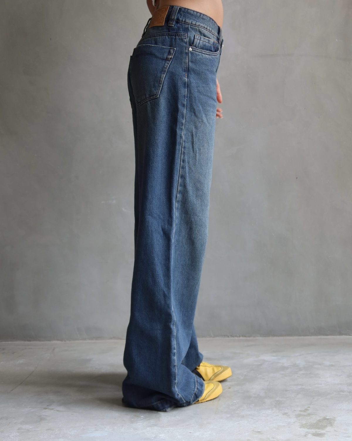 JEAN WIDE LEG FIT AZUL DIRTY WASHED