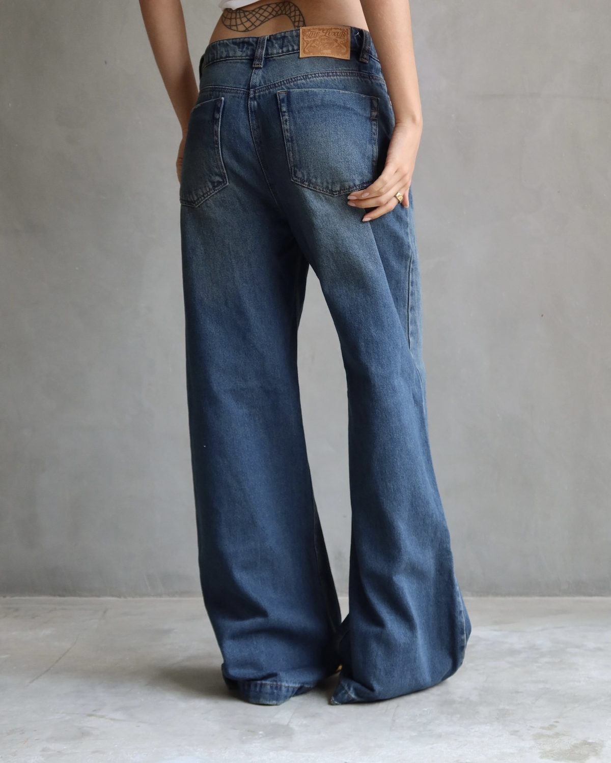 JEAN WIDE LEG FIT AZUL DIRTY WASHED