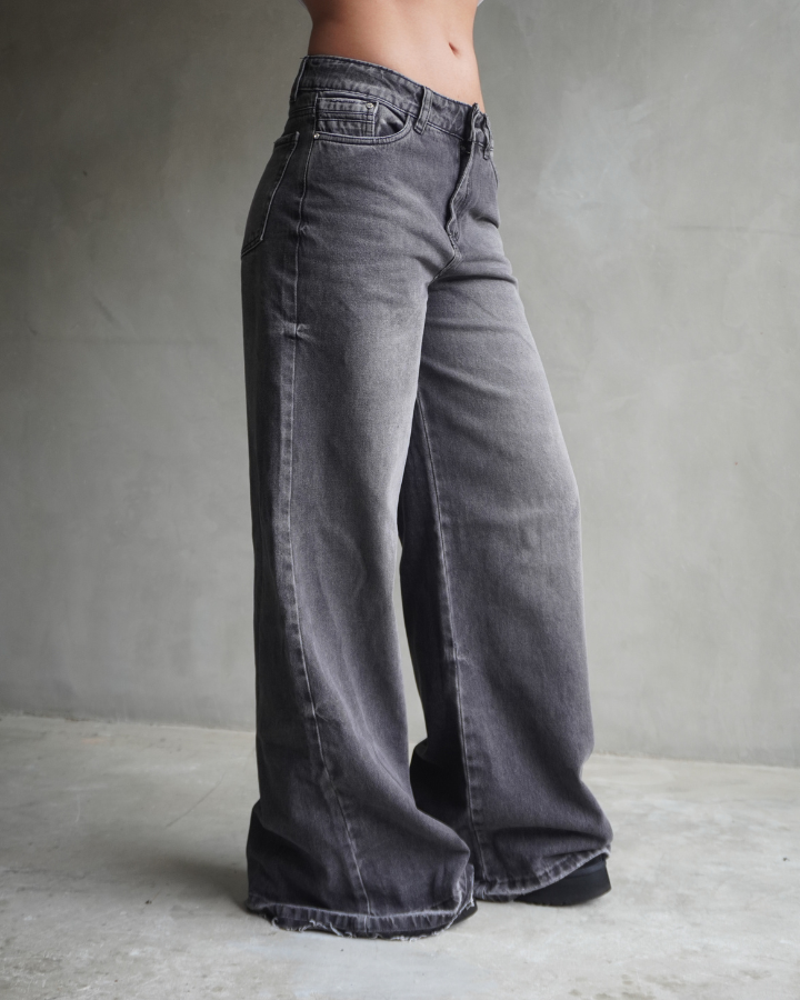 JEAN ANCHO WIDE LEG FIT WASHED NEGRO