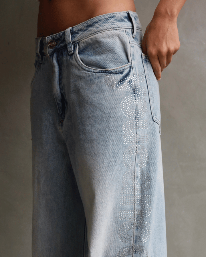 JEAN RELAXED FIT BRILLOS SWAG NOT SOUL AZUL CLARO