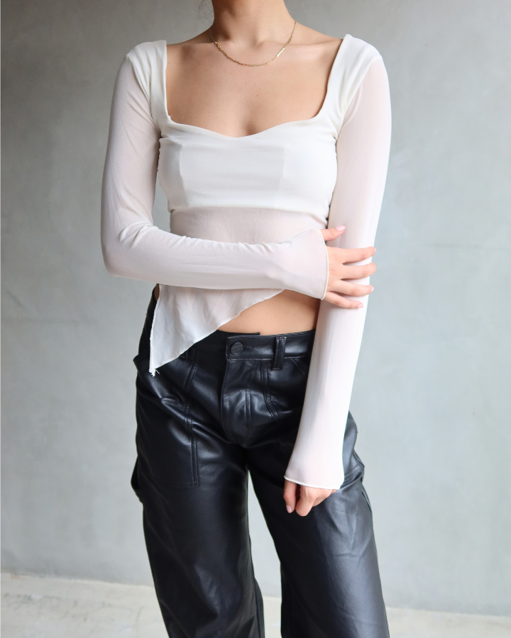TOP MANGA LARGA MESH ASIMÉTRICO BLANCO