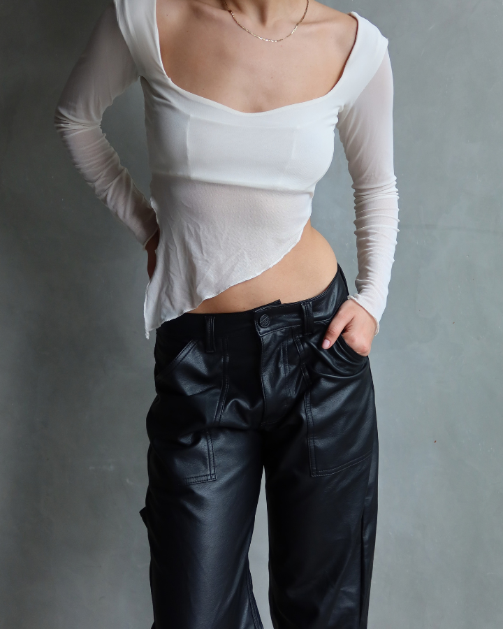 TOP MANGA LARGA MESH ASIMÉTRICO BLANCO