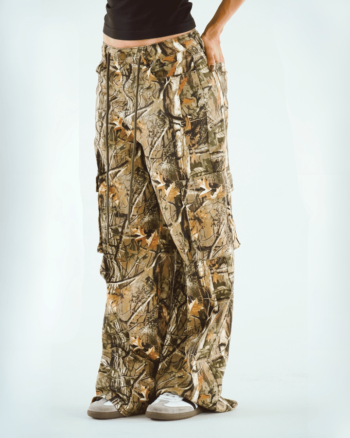 PANTALÓN CARGO CAMO CAMUFLADO