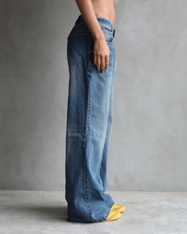 JEAN LOW WIDE FIT TIRO BAJO CINTURA AJUSTABLE AZUL