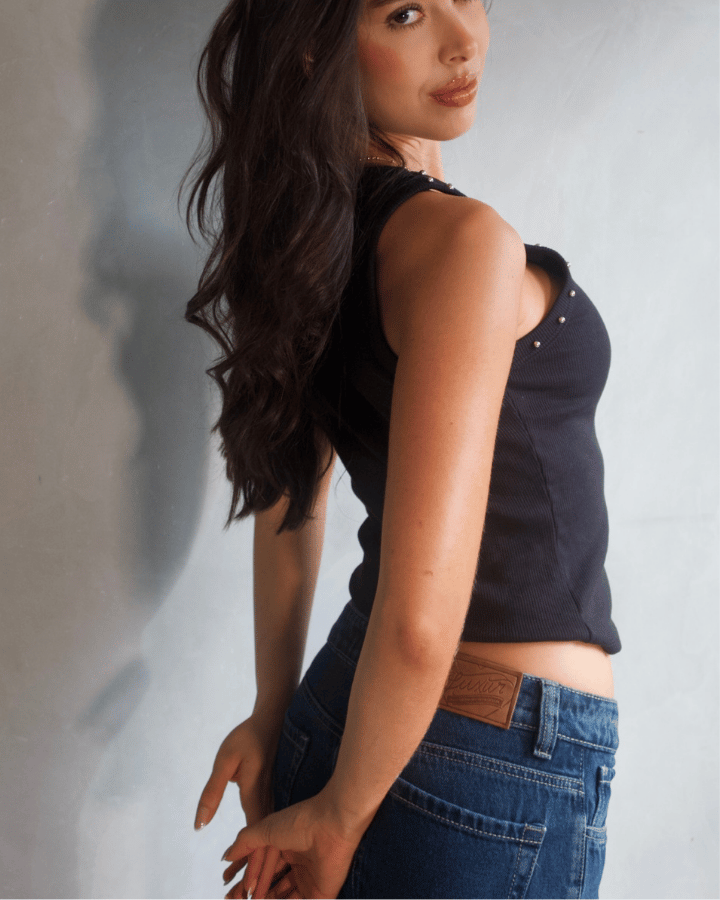 TANK TOP STUDDED TACHES NEGRO