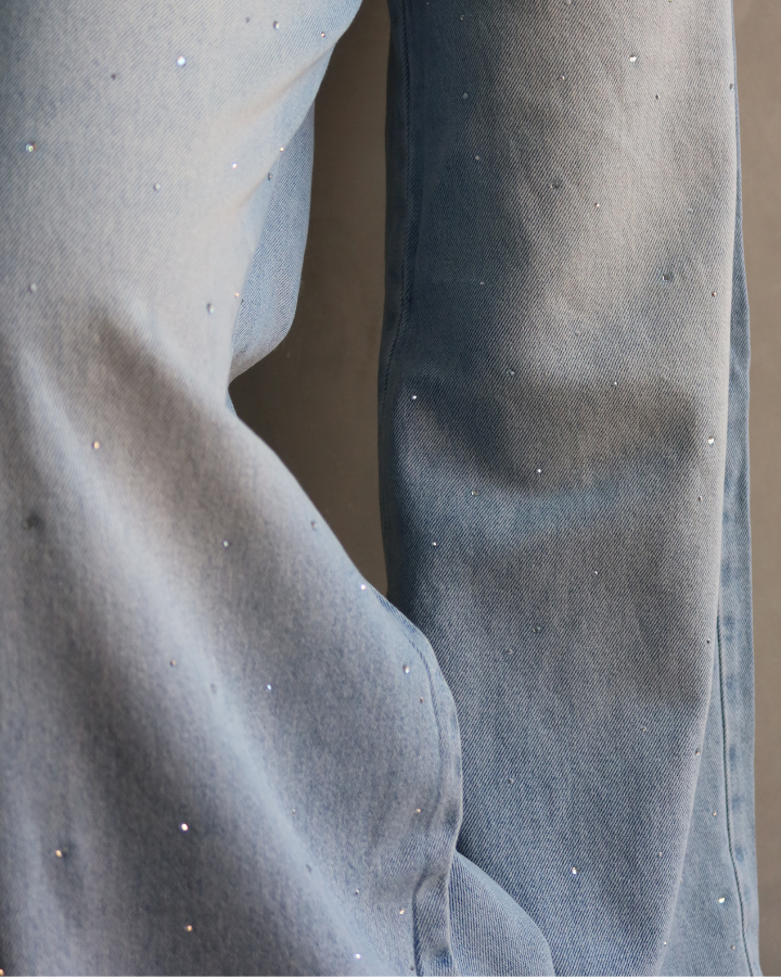 JEAN WIDE LEG FIT BRILLOS FADE AZUL CLARO