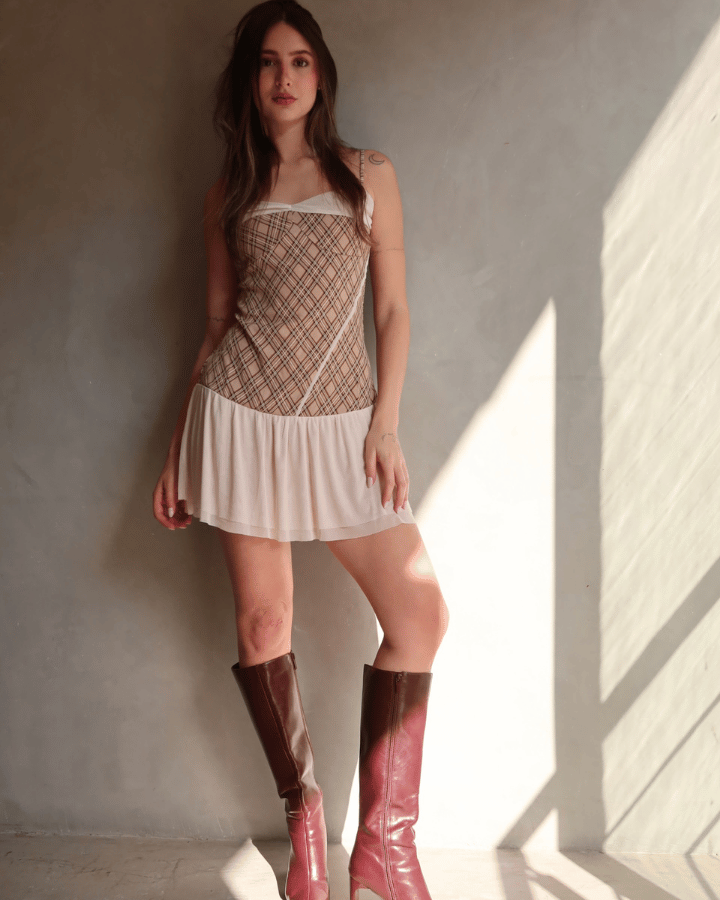 VESTIDO MINIPLAID DE CUADROS CON CORSET CREMA