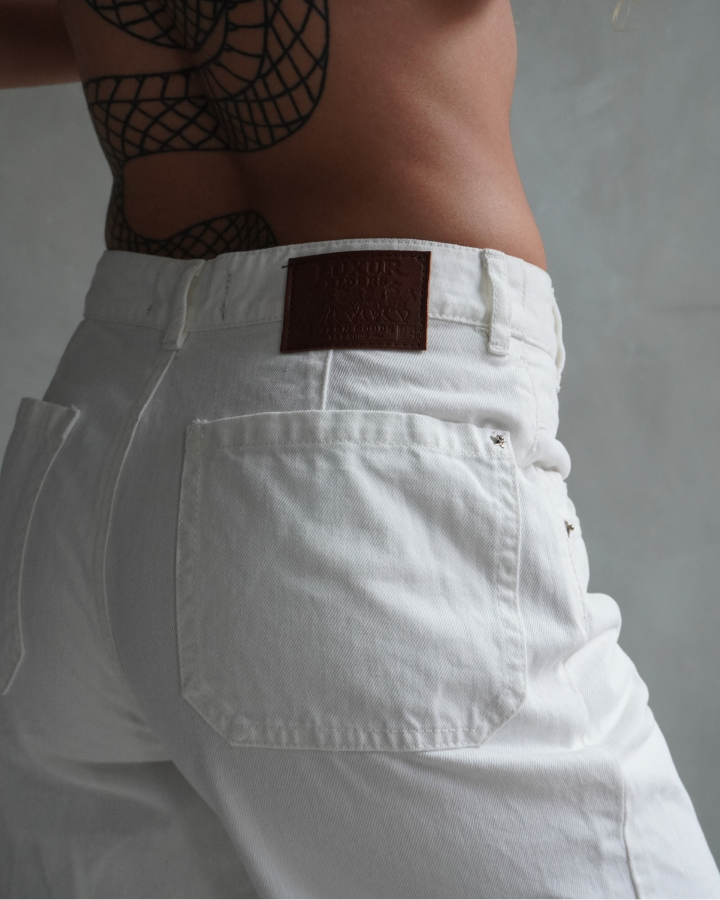 JEAN STRAIGHT DOBLE PRETINA BLANCO