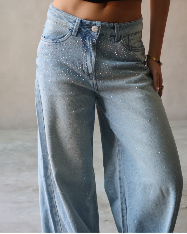 JEAN WIDE LEG FIT BRILLOS FADE AZUL CLARO