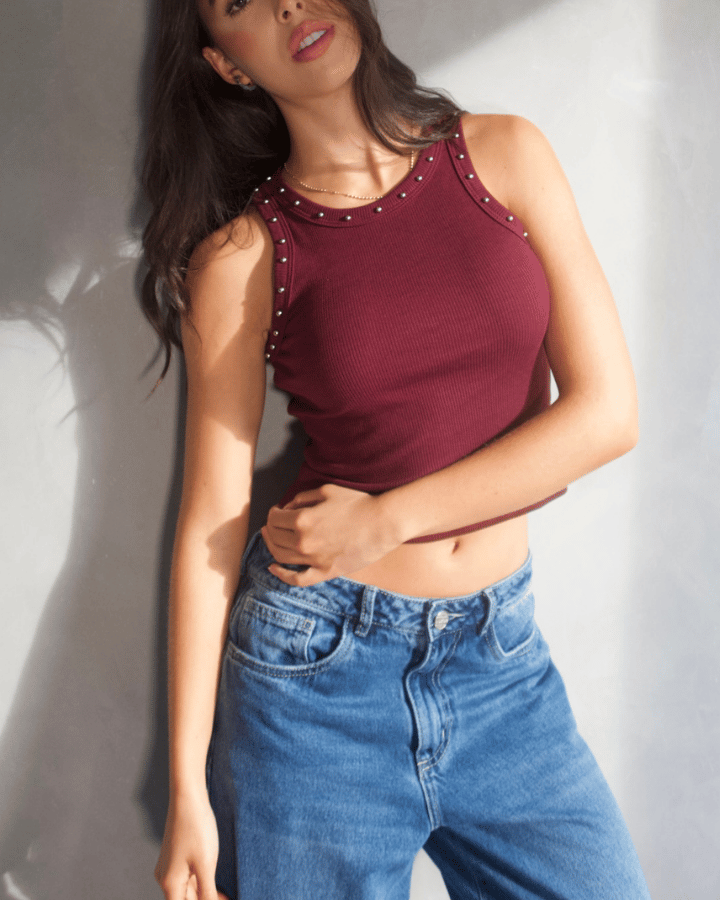 TANK TOP STUDDED TACHES WINE BURGUNDY