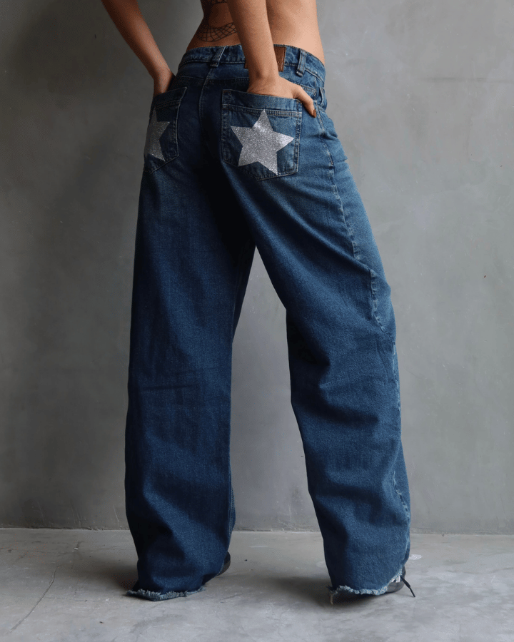 JEAN STRAIGHT AZUL MEDIO CON ESTRELLAS PLATEADAS