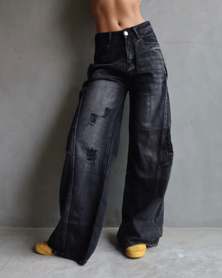 JEAN WIDE LEG TIRO ALTO ROCKSTAR NEGRO CON ROTOS