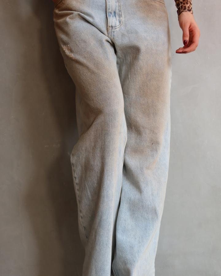 JEAN RELAXED FIT RECTO LUXUR RED RIDERS AZUL DIRTY
